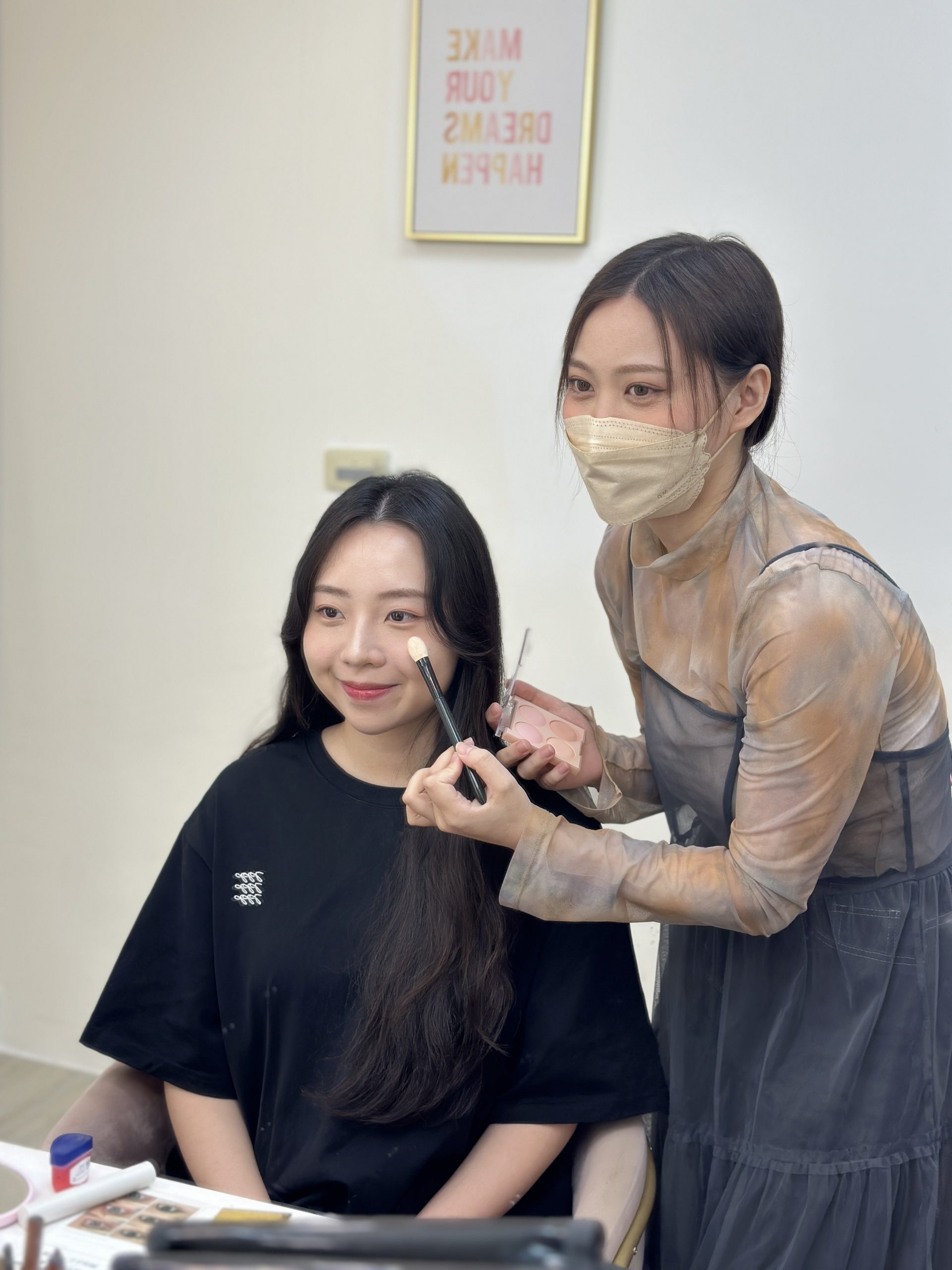 一對一彩妝教學-點點造型團隊
